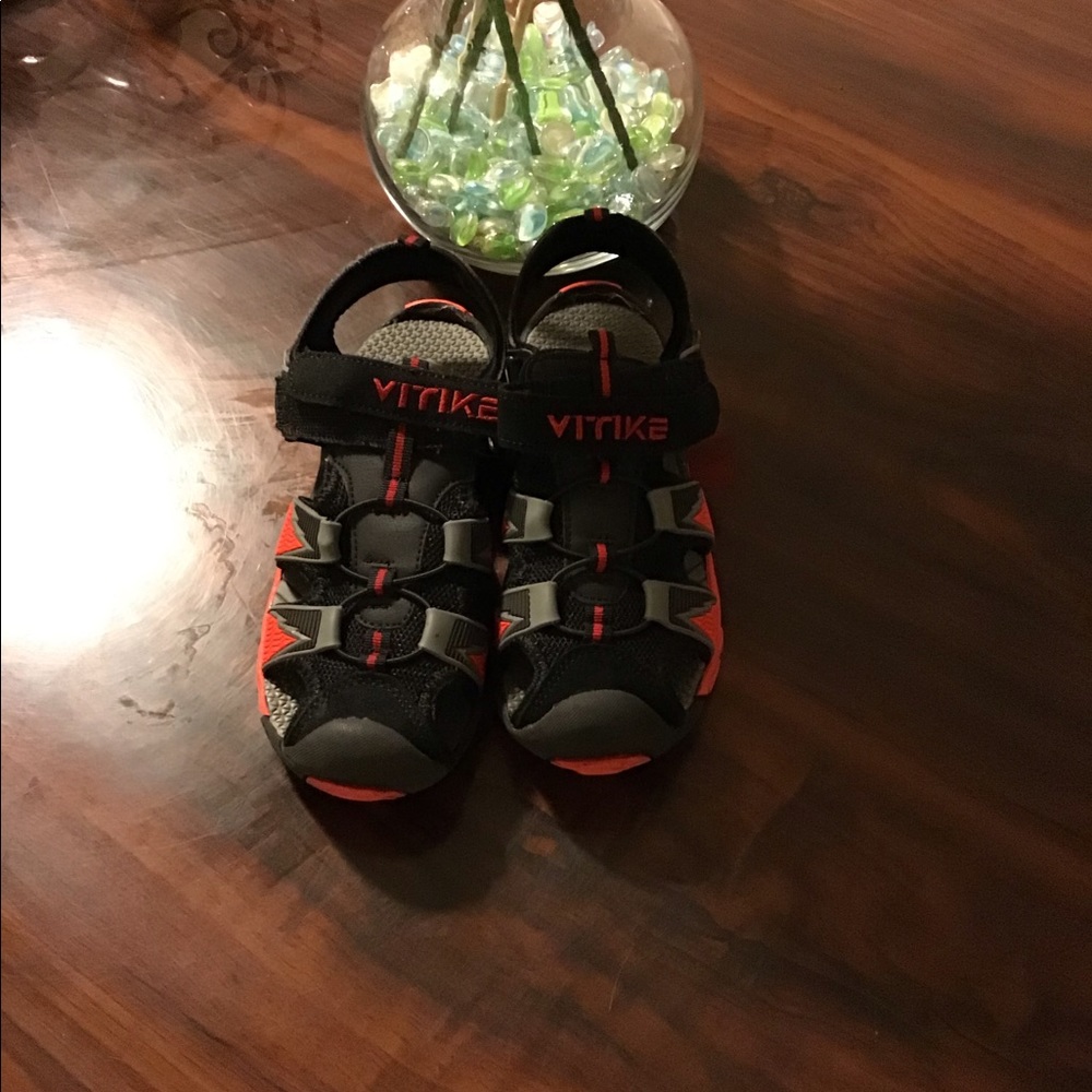 Boy shoes